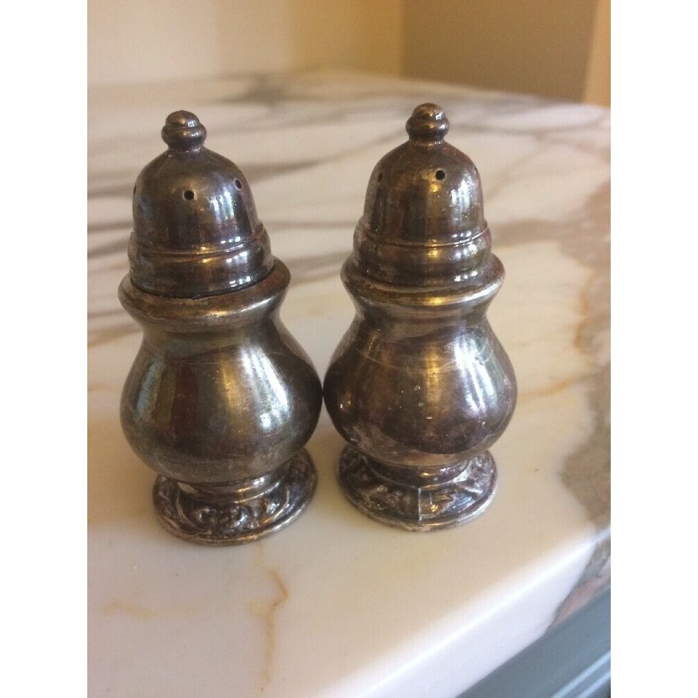 Vintage Silver-Plated Salt & Pepper Shakers Ornate Design By Oneida Ltd - Picture 4 of 4